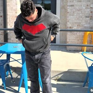 EXCLUSIVE BATMAN VINTAGE WASH HOODIE